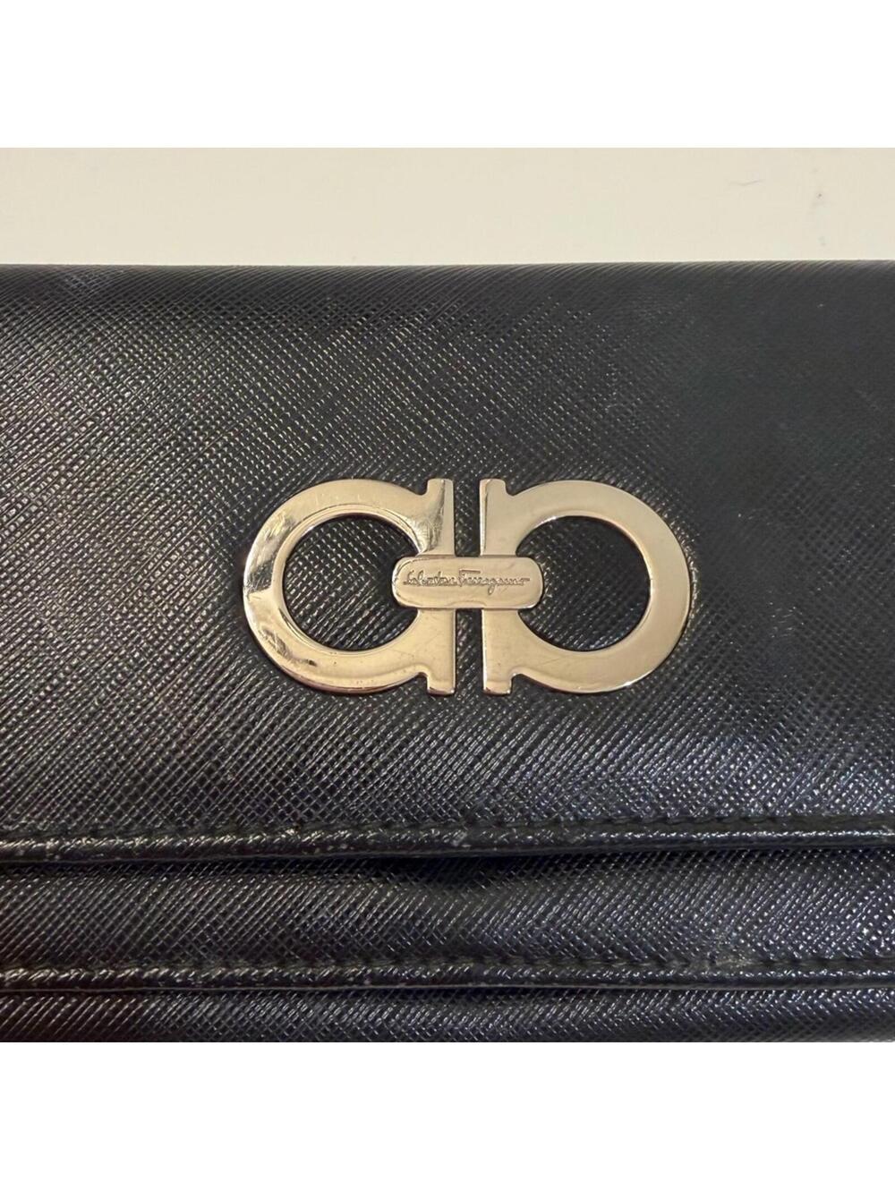 Salvatore Ferragamo Gancini Logo Long Black Leather Continental Wallet - Picture 2 of 15